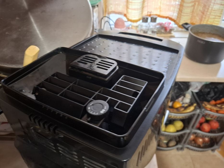 Кафе машина.Делонги