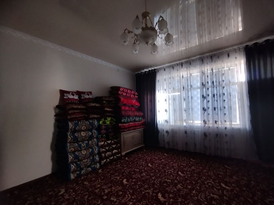 6 sotixli katej sotiladi