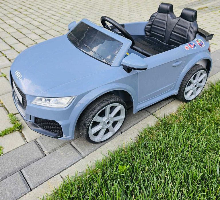 Mașinuță electrică pentru copii Audi TT RS Roadster