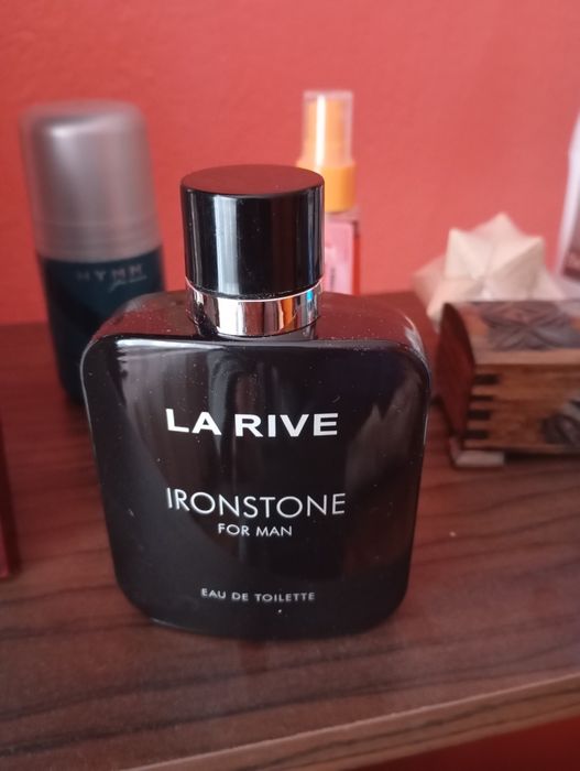 Мъжки парфюм нов.