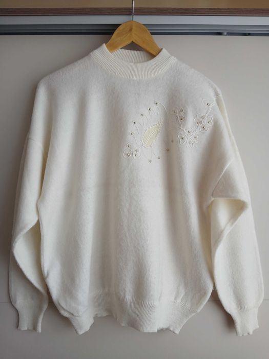 Продавам дамски блузи