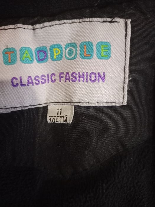 Продам  зимнюю куртку и штаны на мальчика