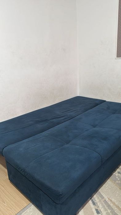 Продам диван недорого