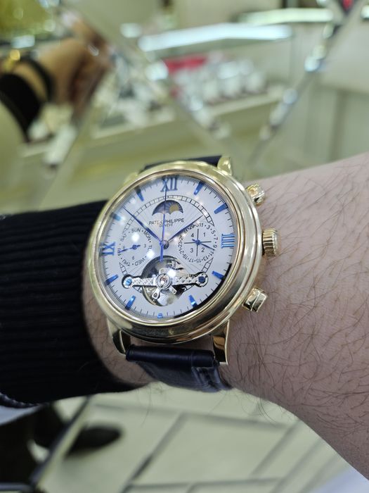 Продам классические золотые часы Patek Philippe