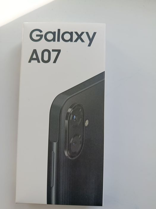 Продам новый запечённый телефон