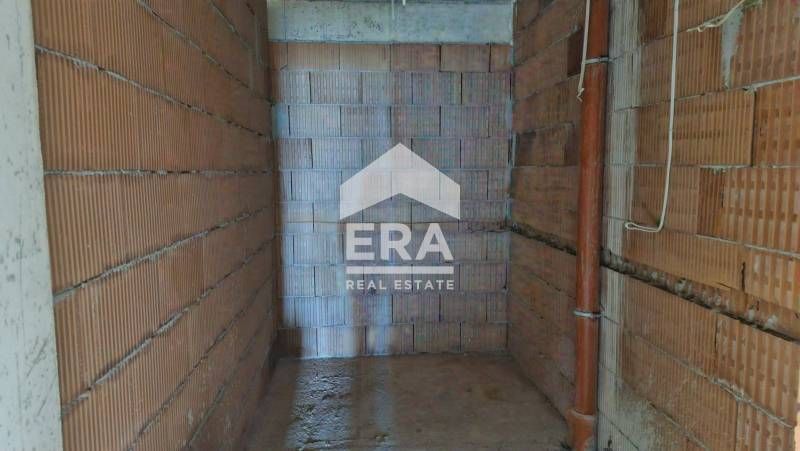 Продава се Четиристаен апартамент в Варна, м-т Св. Никола - 176 кв.м за 2114 €/кв.м - Снимка #3