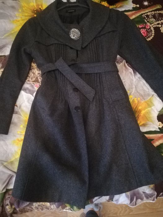 Пальто  на весну 46 размер