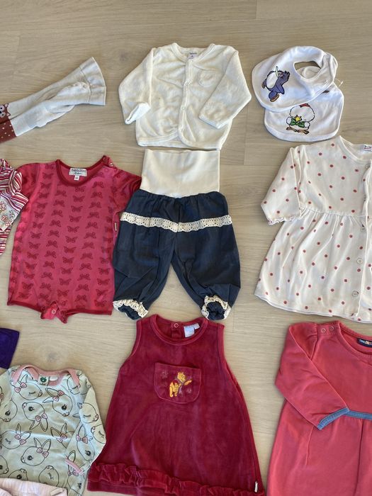 Vand lot haine fete(77) superbe(4-6 luni).