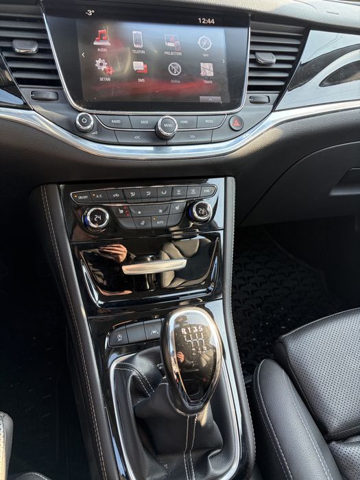 Opel Astra K 2017 1.6 CDTI Sports Tourer