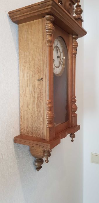 Ceas mecanic de perete