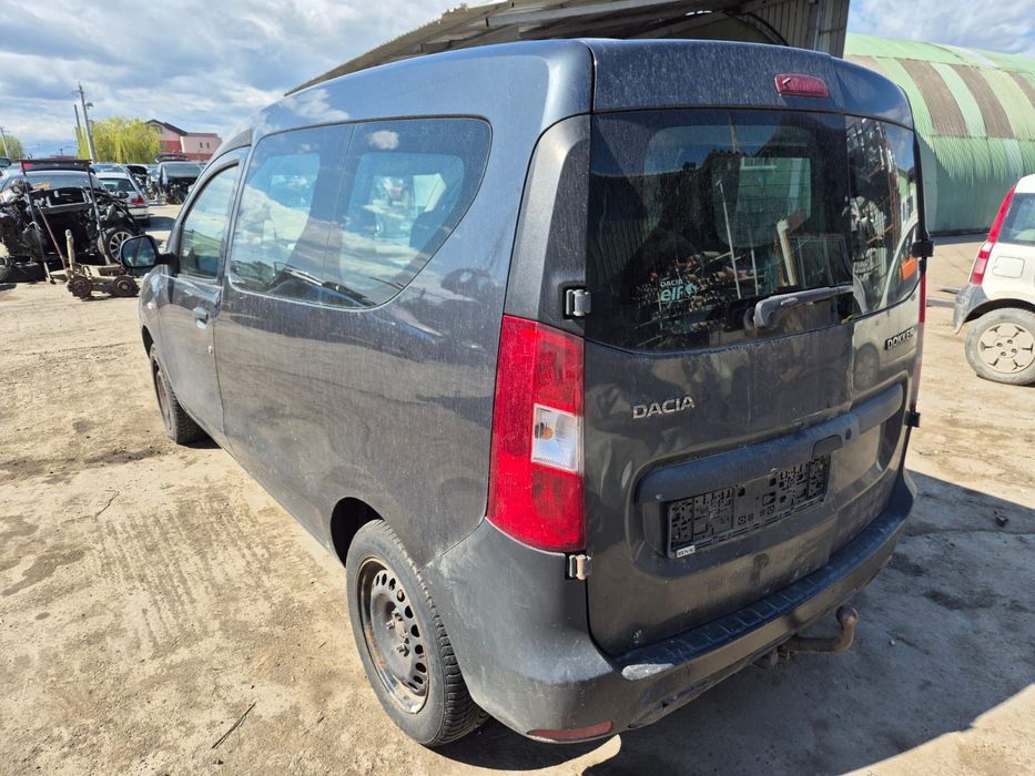 Dezmembram Dacia Dokker, an 2015, 1.6 benzina, cutie manuala