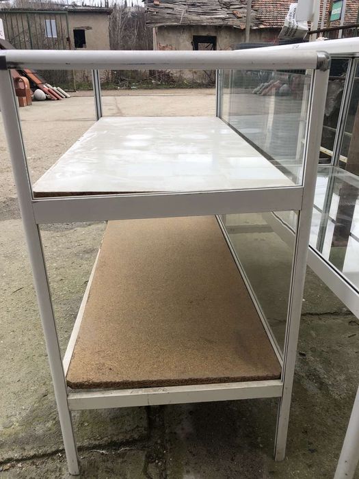 Витрини стъклени