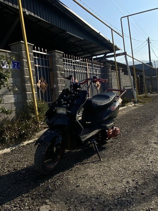 В продаже мопед м8