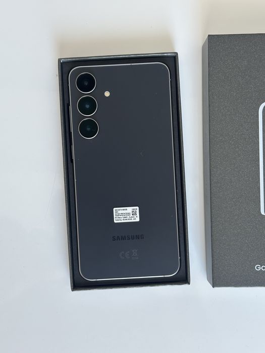 Samsung S25 FE 128 gb ca nou liber de retea