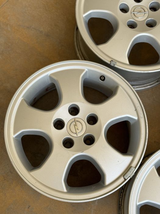 Титановый диски на опель