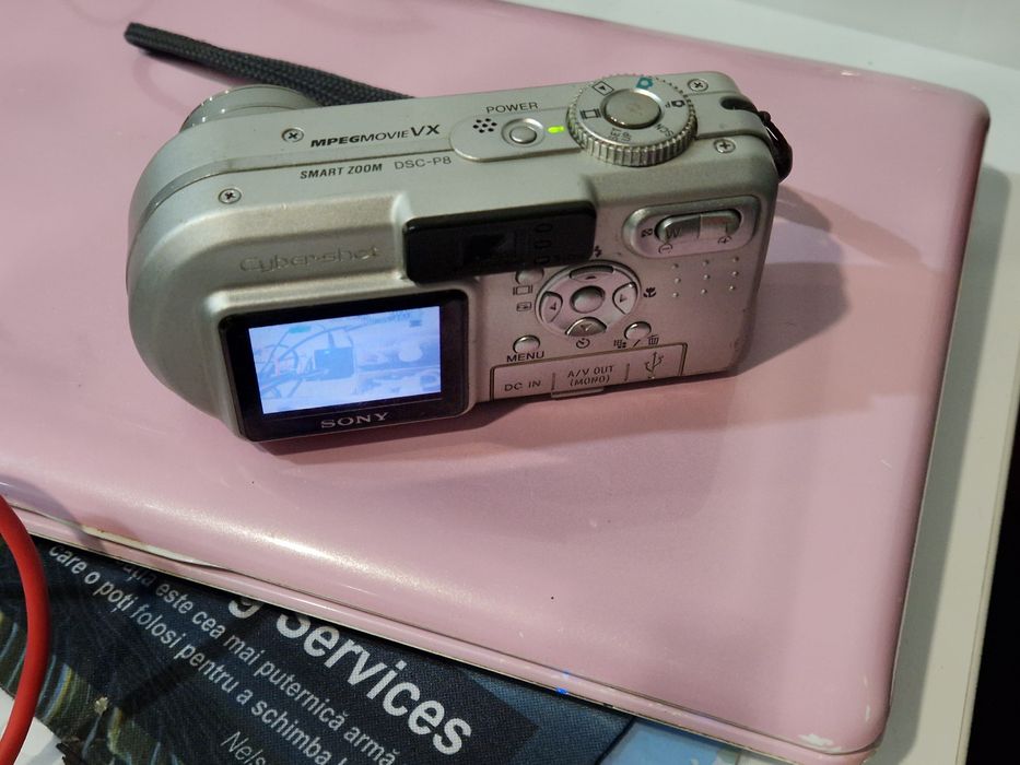 Camera photo digitala Sony fără accesorii
