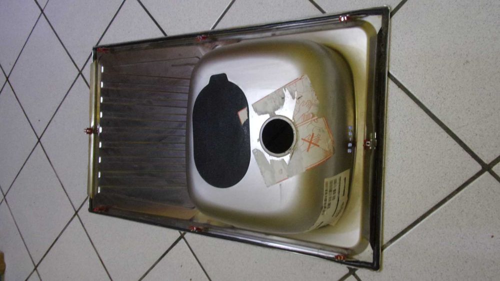 AIKO metal sink for kitchen 860mm x 500mm x 150mm - 1 year old - perfect condition