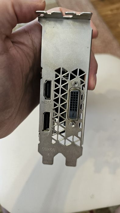 Продам видеокарты 1050 TI.