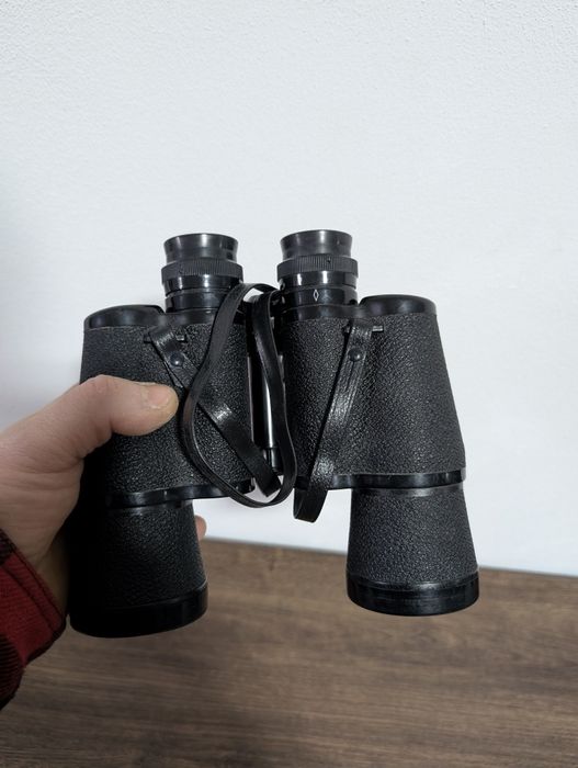 Binoclu Tasco 10x50 Fully Coated 
Vând