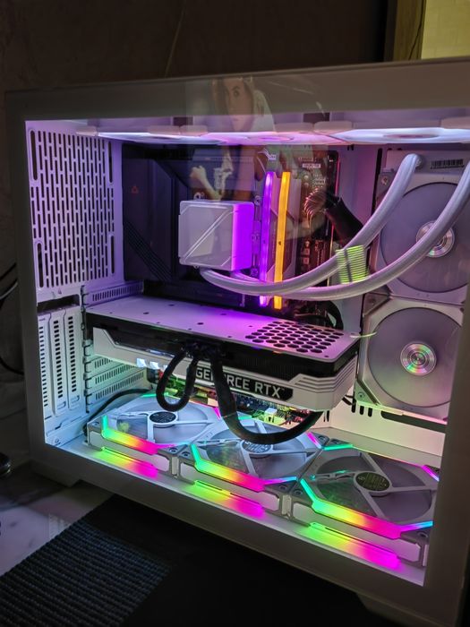 Игровой ПК в белом цвете