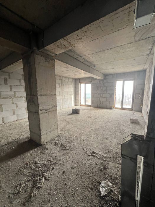 Продаёться квартира навостройка