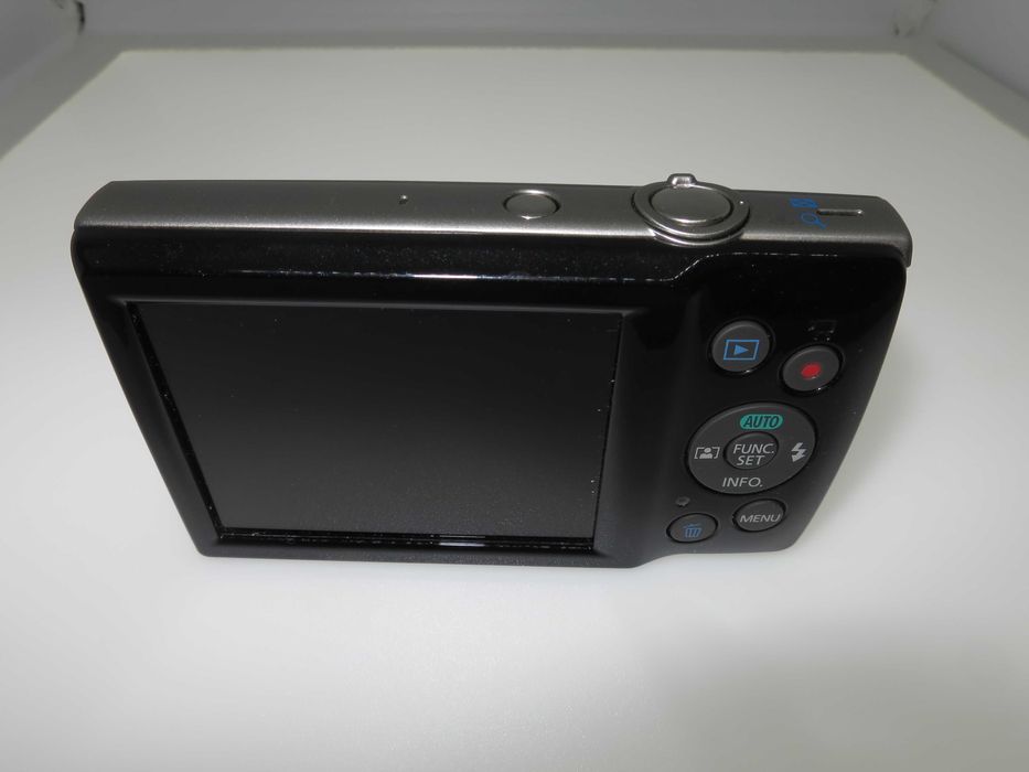 Canon IXUS 177 компактен фотоапарат дигитална камера отличен като нов