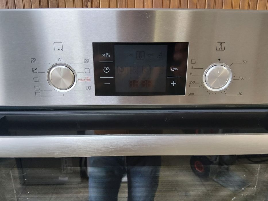 Иноксова фурна за вграждане Бош Bosch Made in Germany  с 2 години гаранция!!