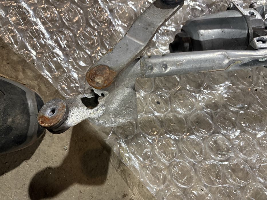 Mazda 5 2007 година Мотор Предни Чистачки