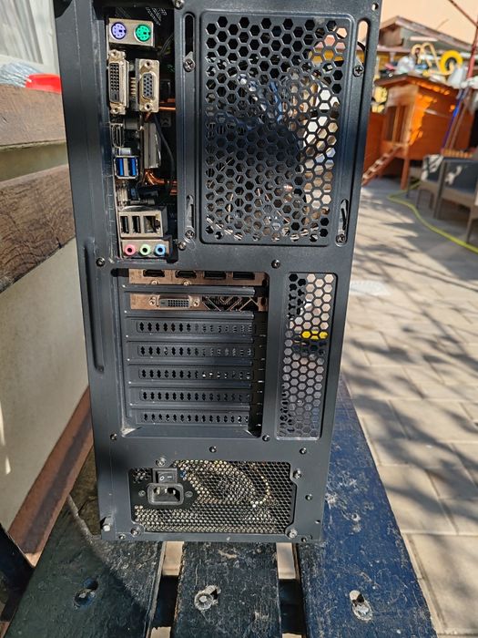 Calculator gaming i5 9600k