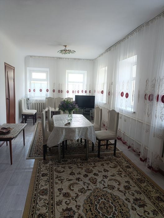 Продам частный в районе оторвановки