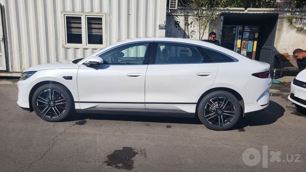 BYD QIN L Bezprobeg