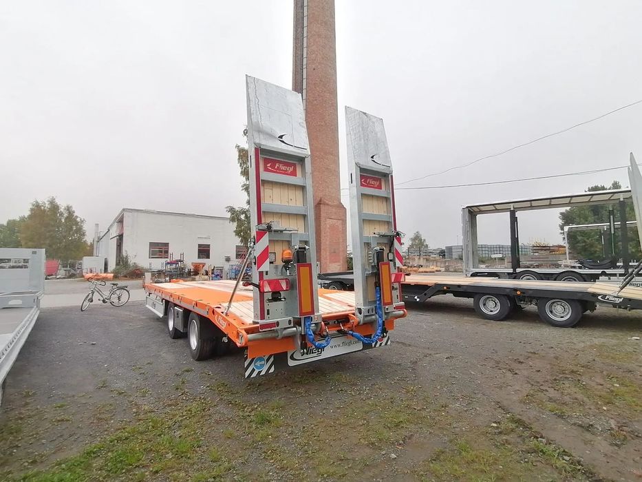Fliegl TPS 210 Remorca transport utilaje constructii 21000 kg Fliegl TPS 210