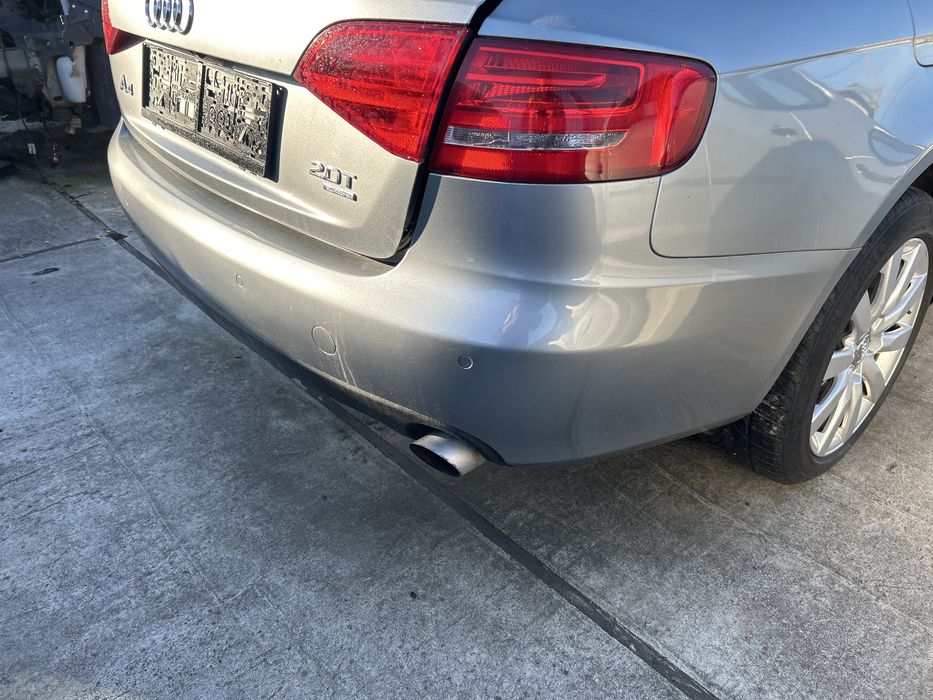 Bara spate Audi a4 b8 break model cu senzori parcare culoare LY7G