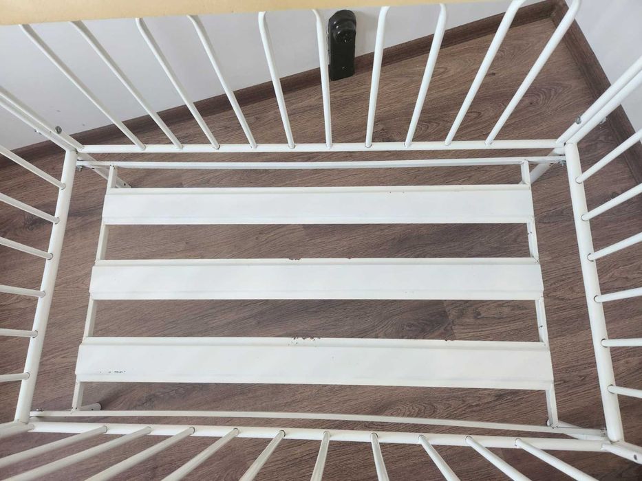 Бебешка кошара / метално детско креватче