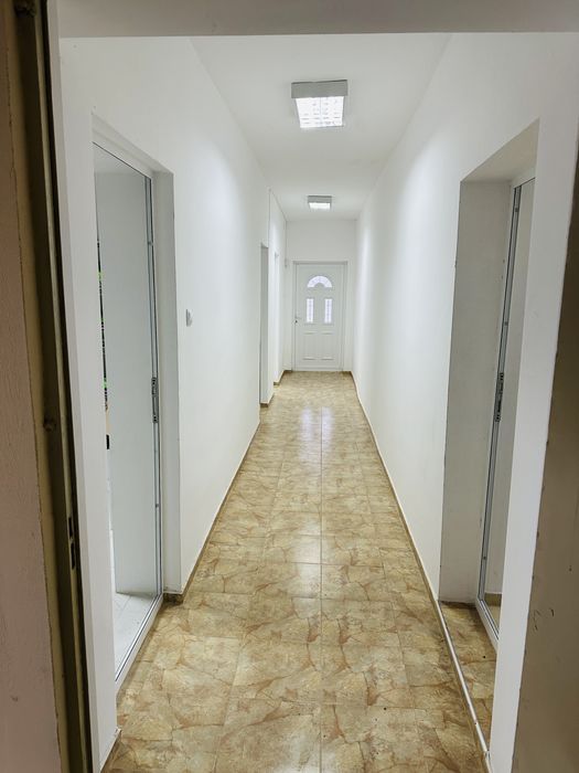 Дава се под наем Магазин в с. Роза, Област Ямбол - 184 кв.м за 408 € - Снимка #7