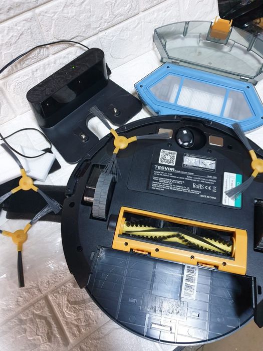 Aspirator robot Tesvor wlan cu wi fi