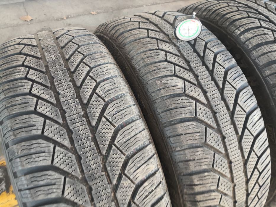 215 60 17 цола гуми simperit