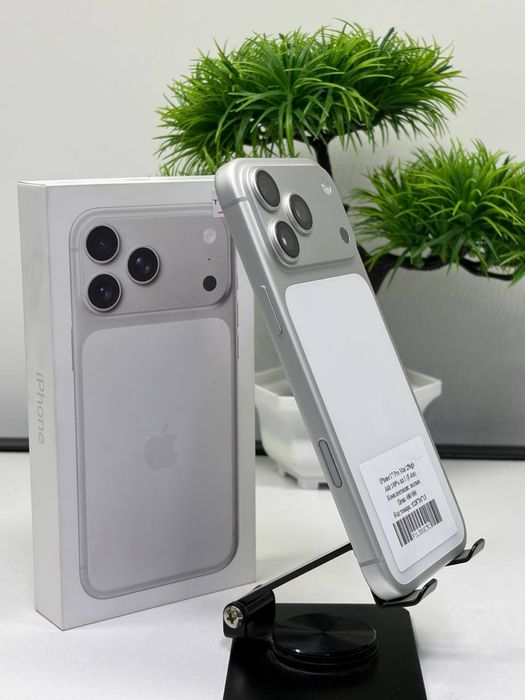 iPhone 17 Pro Max 256gb Akb 100% цп 1 (E-sim)