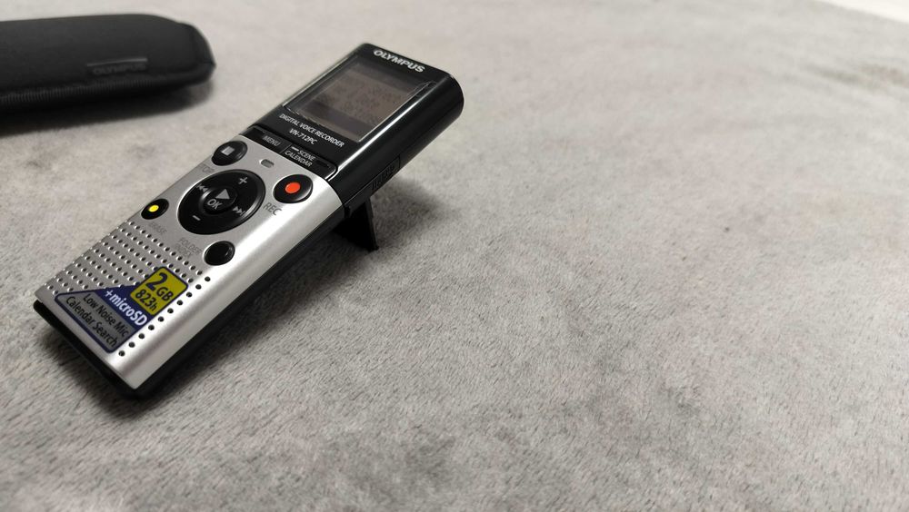 Reportofon Olympus VN-712PC Voice Recorder with 2GB si slot card