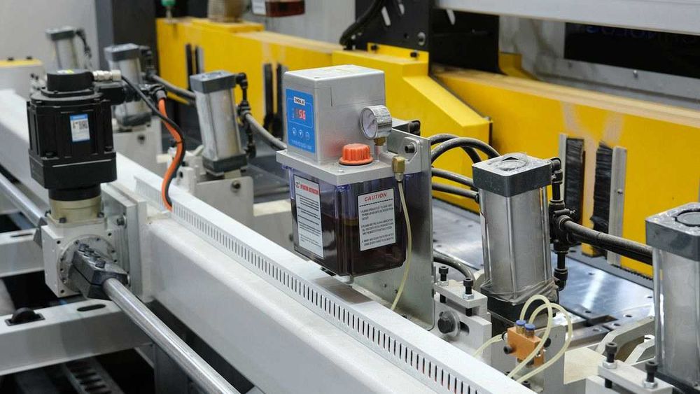 Форматно-раскроечный Пильный центр с ЧПУ EXCITECH EP290