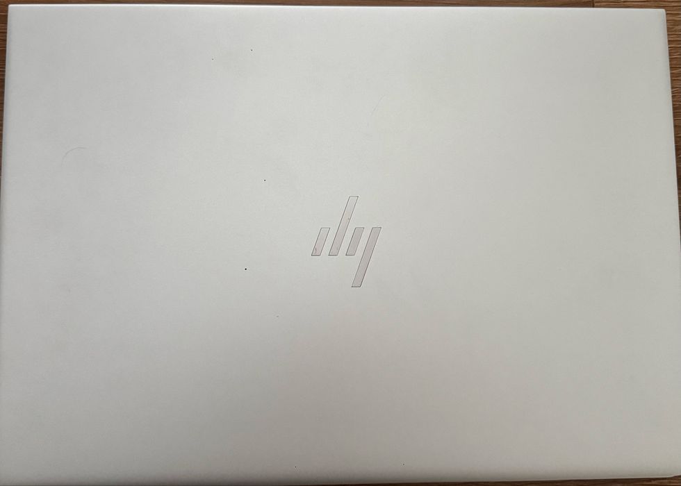 Vand laptop HP Elitebook 840 G6 in stare perfectă