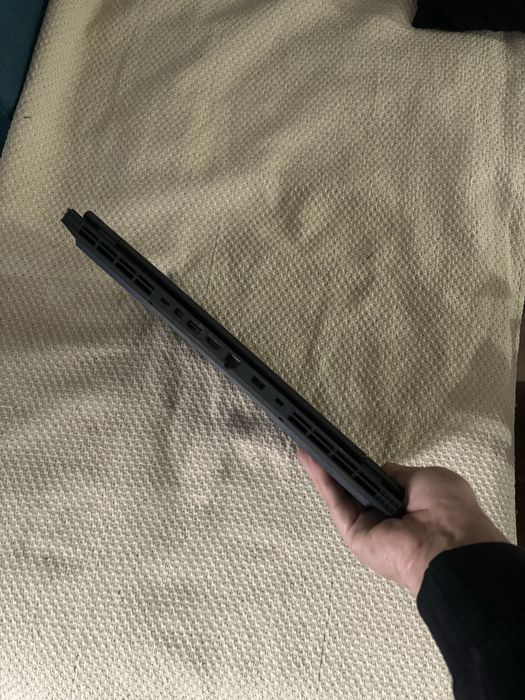 Lenovo Legion Gaming• i7-9750H• 16gb ram• GTX 1650• SSD 512