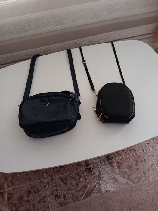 Дамски чанти тъмно син и черен