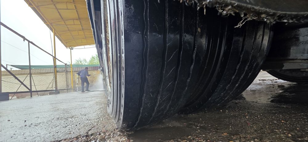 Паровоз прицеп сотилади