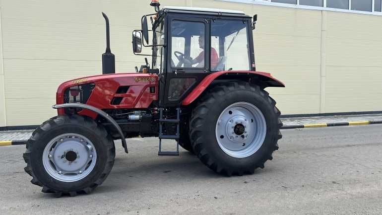 Трактор BELARUS-1025.2