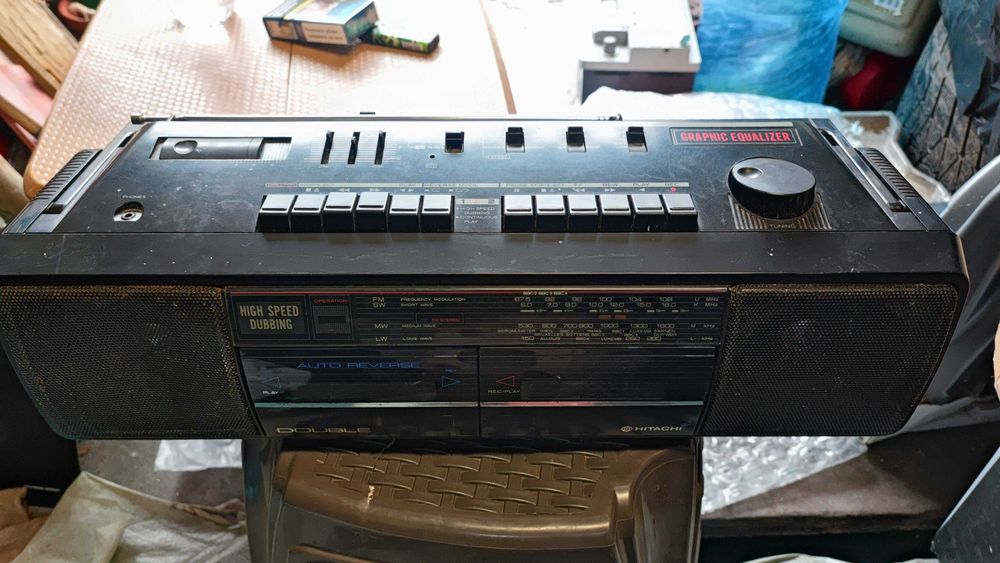 Касетофон Hitachi TRK 350E