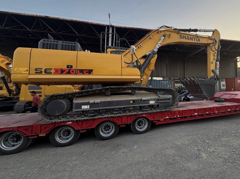 Продаётся Экскаватор SHANTUI SE370LC 2025