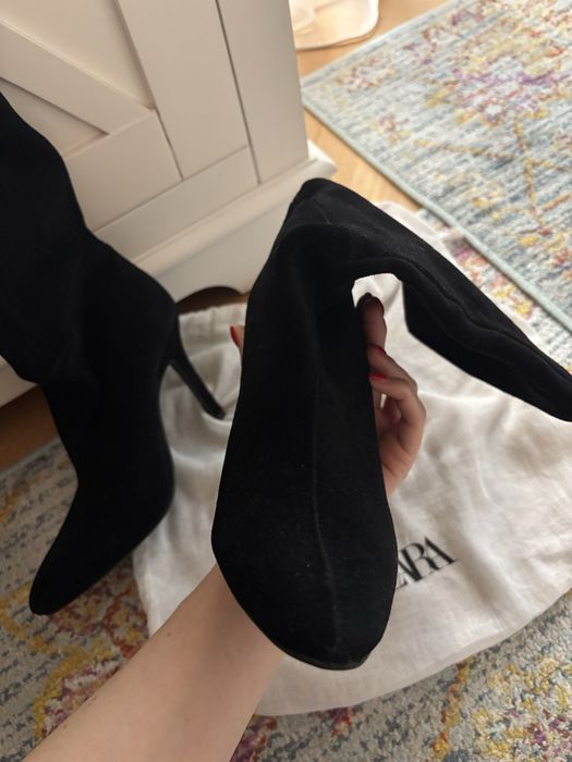 Cizme din piele intoarsa Zara