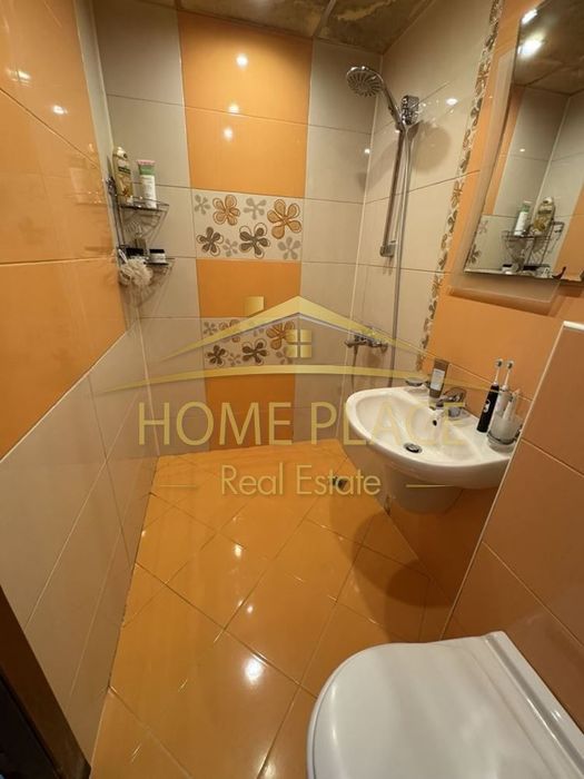 Тристаен апартамент в ж.к. Трошево