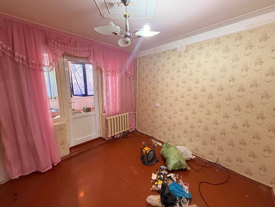 ПРОДАЁТСЯ 2х комнатная квартира на 3 этаже с развитой инфраструктурой